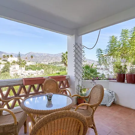 Casa Oliva Sea View نيرخا