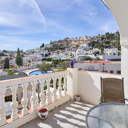 Casa Oliva Sea View * نيرخا