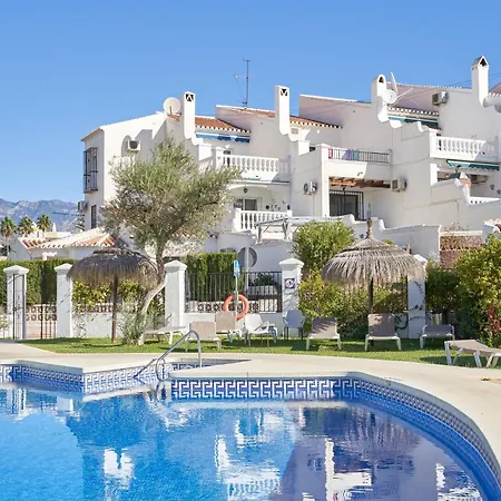 Casa Oliva Sea View * نيرخا